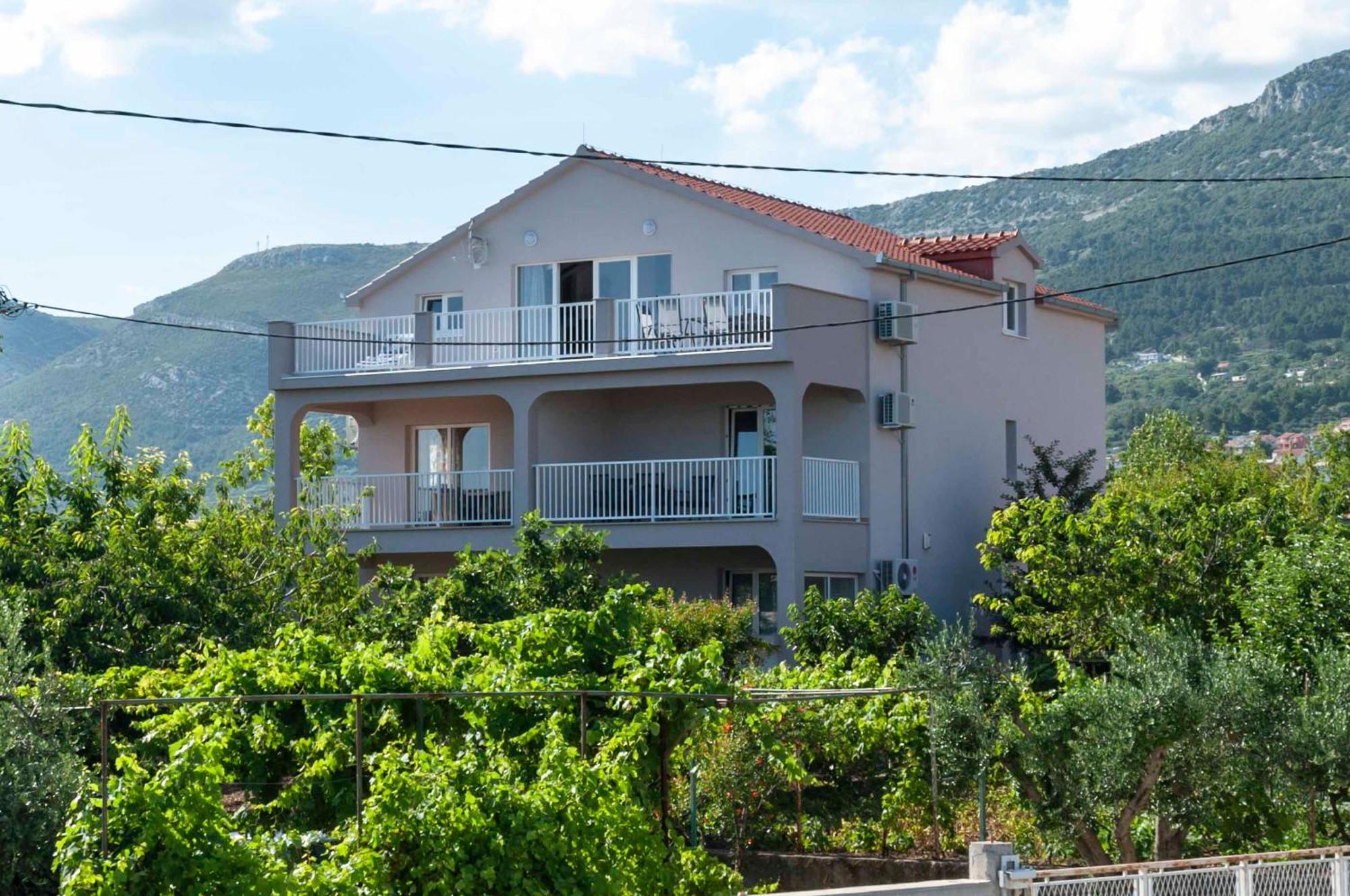 Apartment Sunshine, Sunrise, Sunset Kaštela Εξωτερικό φωτογραφία